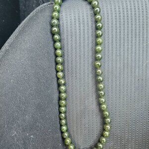 Vintage jade pearl necklace with certificate